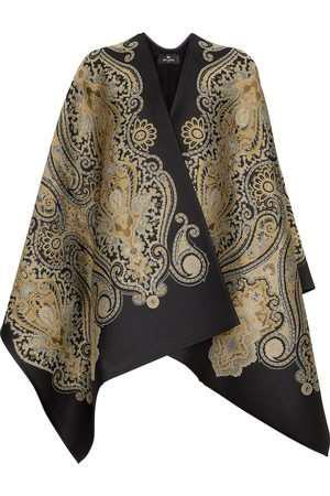 Khadi Garments Exporter in Faridabad